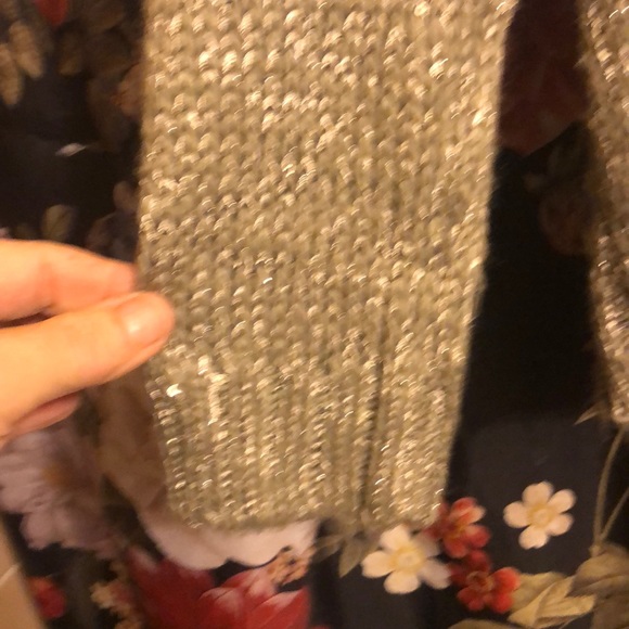 Liz Claiborne Sparkle sweater - Picture 3 of 6